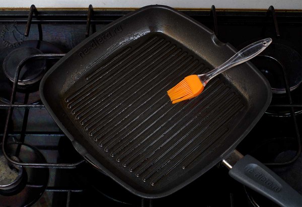 Бургеры с говядиной и яйцом Бургеры с говядиной и яйцом