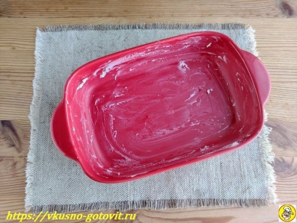 Пышный омлет в духовке — рецепт на молоке с колбасой
Пышный омлет в духовке — рецепт на молоке с колбасой