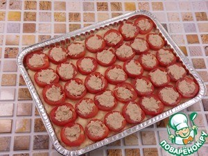 Картофельный пирог с фаршированными тунцом черри