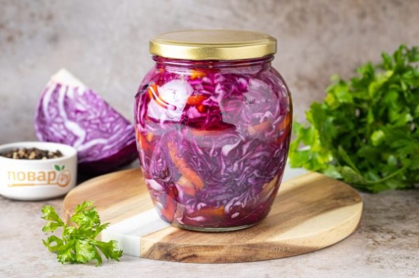 Салат из краснокочанной капусты на зиму Салат из краснокочанной капусты на зиму