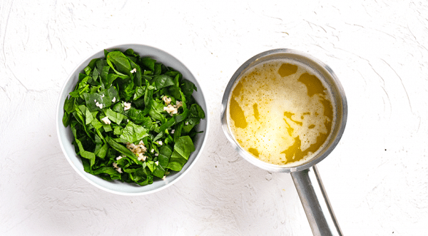 Форель в соусе со шпинатом, пошаговый рецепт с фото