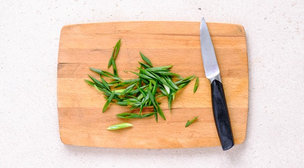 Говядина тушеная с молодой картошкой, пошаговый рецепт с фото на 689 ккал Говядина тушеная с молодой картошкой, пошаговый рецепт с фото на 689 ккал