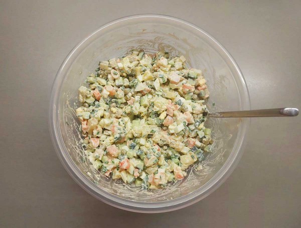 «Оливье» с креветками «Оливье» с креветками