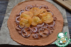 Томатная галета с тунцом