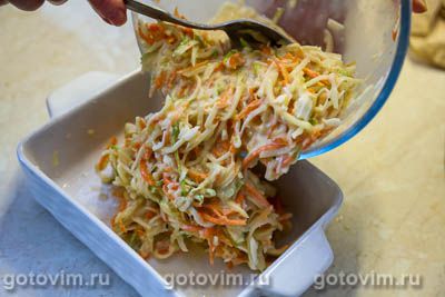 Запеканка из тертых кабачков и картофеля с сыром сулугуни