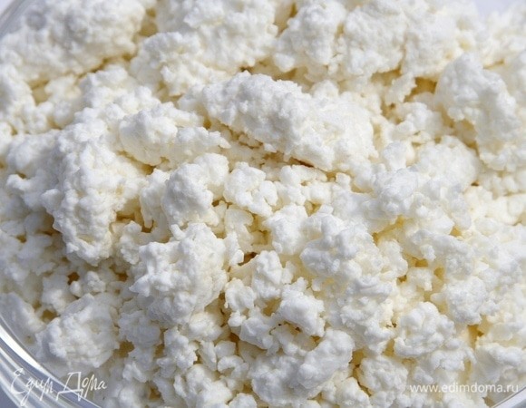 Как выбирать и есть настоящий творог — советы от врача-диетолога 