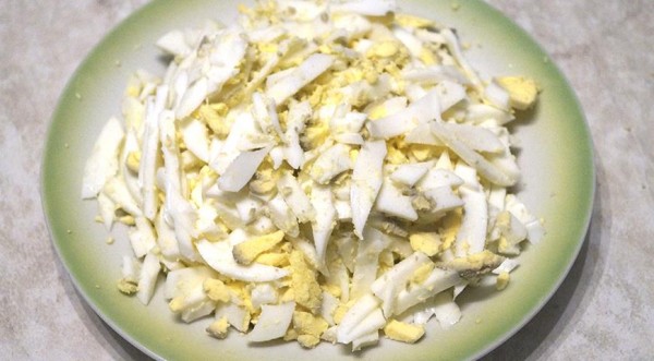 Салат с копченой курицей, ананасами и кукурузой, пошаговый рецепт с фото от автора Наталья Салат с копченой курицей, ананасами и кукурузой, пошаговый рецепт с фото от автора Наталья