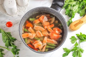 Японский суп с лососем Японский суп с лососем