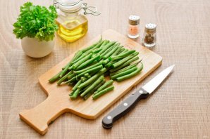 Спаржевая фасоль в яйце с сыром