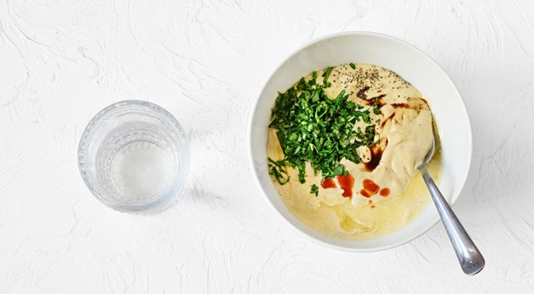 Салат цезарь с крабовыми палочками, пошаговый рецепт с фото на 505 ккал