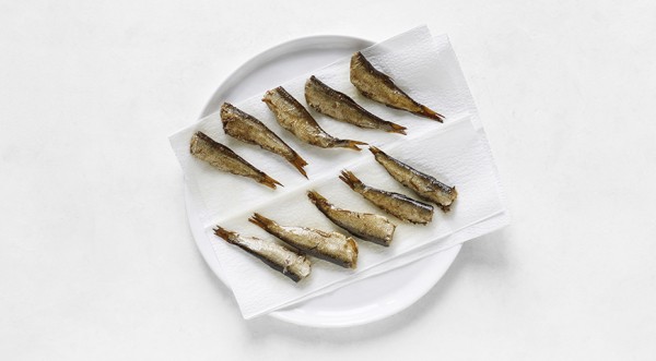 Бутерброды со шпротами и огурцом, пошаговый рецепт с фото на 393 ккал Бутерброды со шпротами и огурцом, пошаговый рецепт с фото на 393 ккал