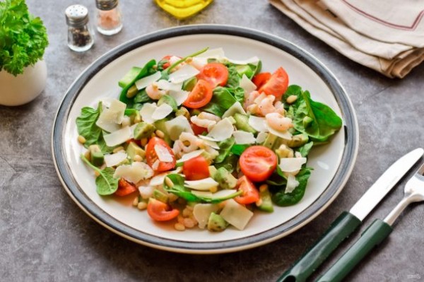 Салат из авокадо с креветками без майонеза Салат из авокадо с креветками без майонеза