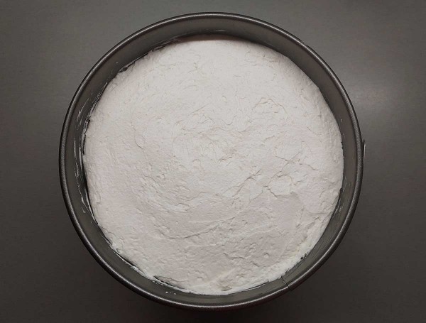 Бисквитный торт с вишней и маскарпоне Бисквитный торт с вишней и маскарпоне