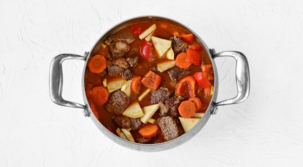 Тушеная говяжья лопатка, пошаговый рецепт с фото на 404 ккал Тушеная говяжья лопатка, пошаговый рецепт с фото на 404 ккал