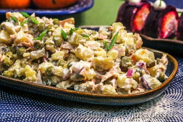 Оливье с копченой рыбой Оливье с копченой рыбой