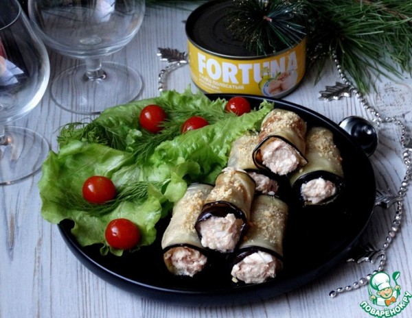 Баклажановые рулетики с тунцом и сыром