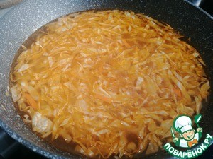 Борщ с фасолью и мойвой