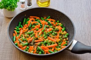 Яичница с мексиканской смесью Яичница с мексиканской смесью