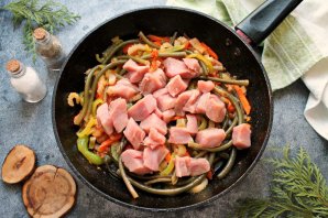 Папоротник со свининой Папоротник со свининой