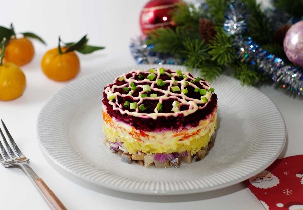 Селедка под шубой — 3 рецепта Селедка под шубой — 3 рецепта