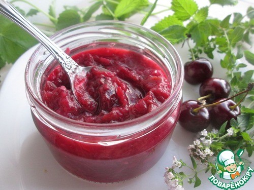 Чатни из ревеня с вишней