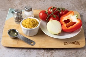 Булгур с помидорами и перцем Булгур с помидорами и перцем