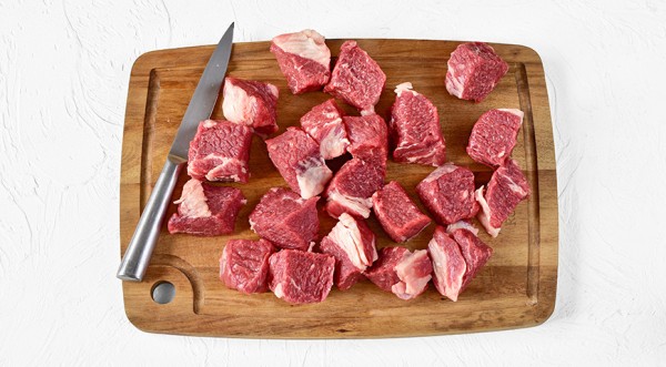 Тушеная говяжья лопатка, пошаговый рецепт с фото на 404 ккал Тушеная говяжья лопатка, пошаговый рецепт с фото на 404 ккал