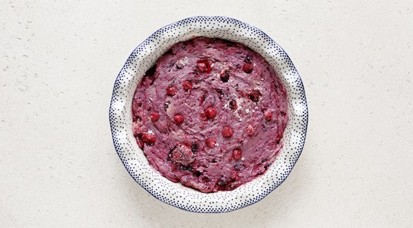 Бисквитный пирог с замороженными ягодами, пошаговый рецепт с фото на 436 ккал Бисквитный пирог с замороженными ягодами, пошаговый рецепт с фото на 436 ккал