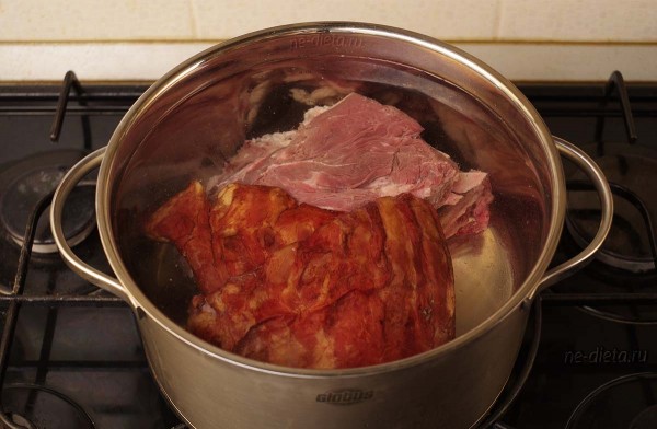 Солянка мясная сборная