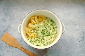 Белая окрошка на сыворотке Белая окрошка на сыворотке