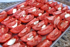 Помидоры, сушеные в духовке Помидоры, сушеные в духовке