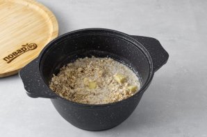 Овсяная каша с яблоком и бананом Овсяная каша с яблоком и бананом