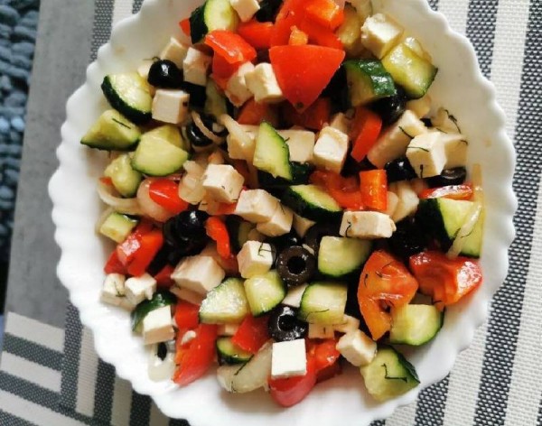 
Классический Греческий салат – 9 пошаговых рецептов с фетаксой	