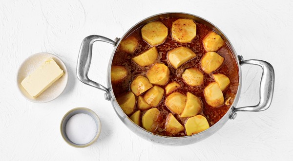 Говяжья вырезка с картошкой, пошаговый рецепт с фото на 493 ккал