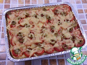 Картофельный пирог с фаршированными тунцом черри