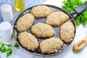 Котлеты с творогом и яблоком Котлеты с творогом и яблоком