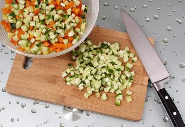 «Оливье» с курицей «Оливье» с курицей