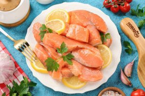 Форель солёная в масле Форель солёная в масле