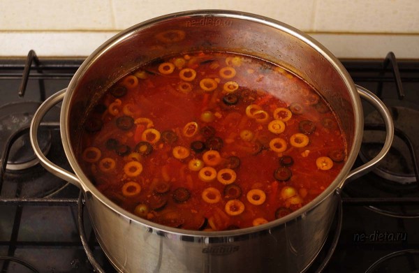 Солянка мясная сборная