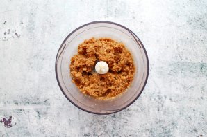 Урбеч из абрикосовых косточек Урбеч из абрикосовых косточек