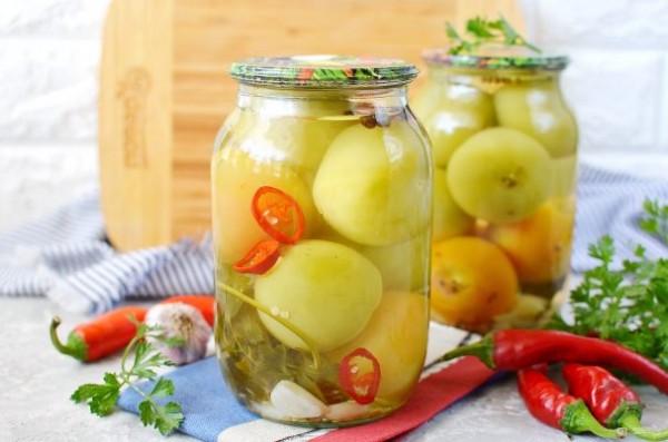Консервированные зеленые помидоры Консервированные зеленые помидоры
