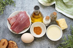 Мясной рулет с яйцом и сыром Мясной рулет с яйцом и сыром