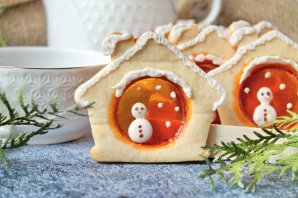 Стеклянное печенье "Снеговик в домике" Стеклянное печенье "Снеговик в домике"