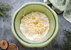 Тарталетки с фруктами и взбитыми сливками Тарталетки с фруктами и взбитыми сливками