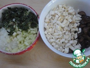 Гречневая каша с грибами и сельдереем в горшочках