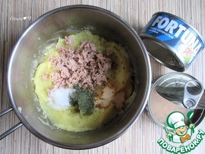 Картофельные крекеры с тунцом "Новогодний хруст" Картофельные крекеры с тунцом "Новогодний хруст"