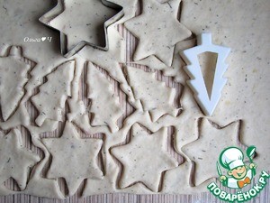 Картофельные крекеры с тунцом "Новогодний хруст" Картофельные крекеры с тунцом "Новогодний хруст"