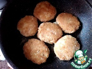 Котлеты из консервированного тунца в масле Котлеты из консервированного тунца в масле