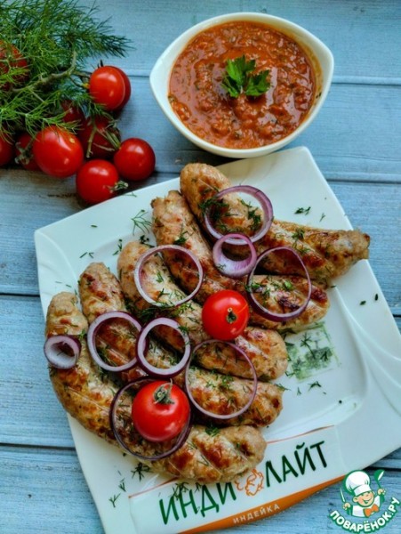 Купаты с соусом из томатов Купаты с соусом из томатов