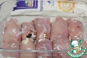 Куриные рулетики с вялеными сливами Куриные рулетики с вялеными сливами